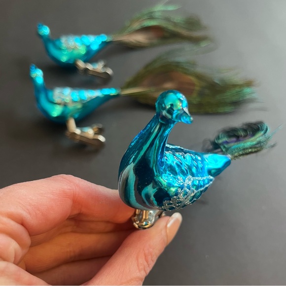 3 Clip On Blown Glass Blue Peacock Christmas Ornaments Real Feathers vintage - Picture 12 of 12